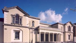 Man pleads guilty to assaulting female Garda in courthouse