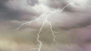 Freak lightning strike fails to derail horse racing in Limerick