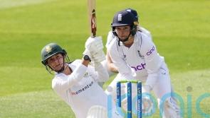 Marizanne Kapp steers South Africa out of trouble after England’s flying start