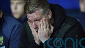 Oxford sack manager Karl Robinson after seventh defeat in eight League One games