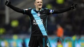 Jamie Vardy signs new one-year contract at Leicester