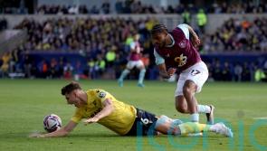 Oxford hold Burnley to goalless draw