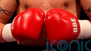 A close shave – Austin DeAnda gets haircut mid-fight after braids come loose