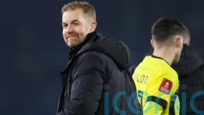 Simon Weaver praises ‘gritty’ Harrogate after point at Chesterfield