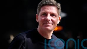 Oliver Glasner delighted with &lsquo;dramatic&rsquo; win as nine-man Palace beat Brighton