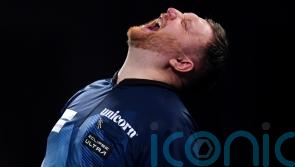 Cameron Menzies apologises for punching table after defeat to Charlie Manby