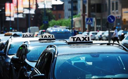 ALERT: Major taxi shortages raises alarm for public safety over Christmas