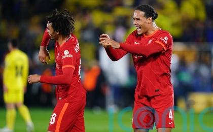 Virgil van Dijk backs Trent Alexander-Arnold to handle criticism in right way