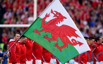 Welsh regional teams can start offering players new deals