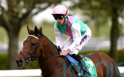 Lead Artist brushes aside Liberty Lane for Newmarket win