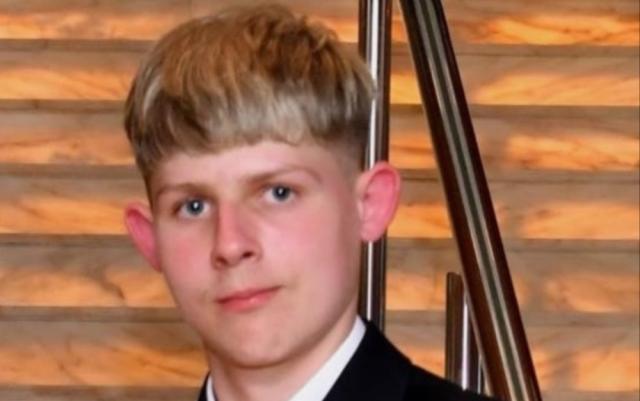 ALERT: Have you seen Arthur? Gardaí seek help in search for missing Dublin teen (18)