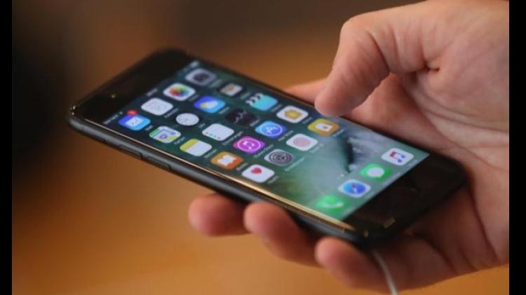 &lsquo;Never click the link&rsquo;: Limerick garda&iacute; renew advice following phone scam