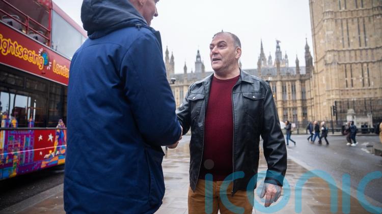 Passenger whose necklace was stolen says Limerick bus driver &lsquo;didn&rsquo;t deserve&rsquo; sacking