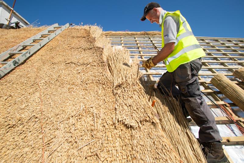 Thatched roofs and shopfronts to benefit from &euro;9m in built heritage funding