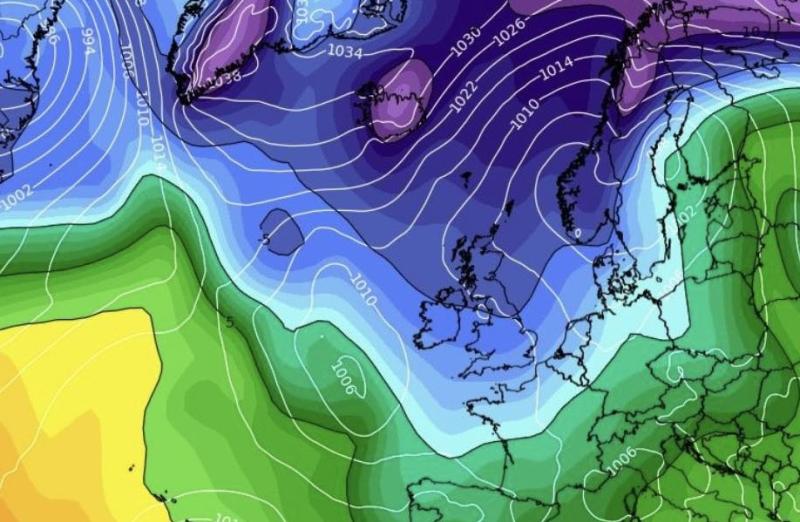 Arctic airflow to hit Ireland weather in days but there's another brutal prediction too