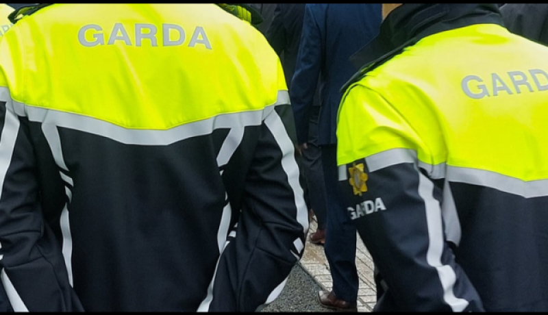 Over 100 frontline Gardaí to be armed with taser guns by Christmas