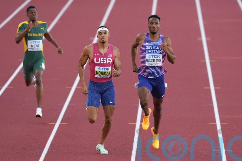 Matt Hudson-Smith eases into 400m final at World Championships