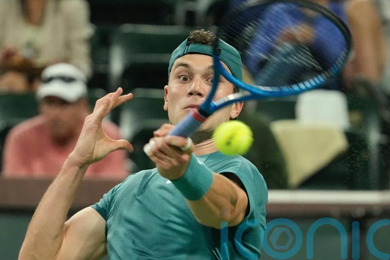 Jack Draper beats Andy Murray in first ATP Tour clash between British pair