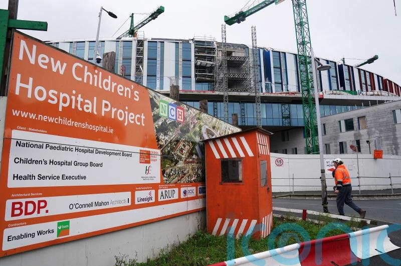 Government expects children’s hospital to be delivered next year ‘as planned’