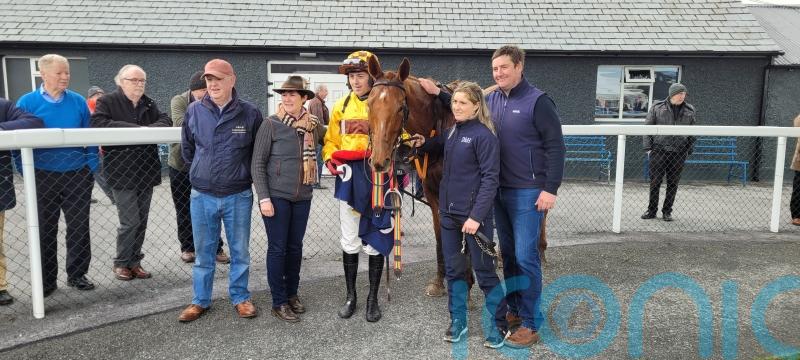 Tom Dreaper continues family legacy with Thurles winner