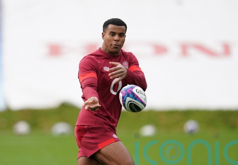 Steve Borthwick urges Immanuel Feyi-Waboso to ‘get that ball in your hands’