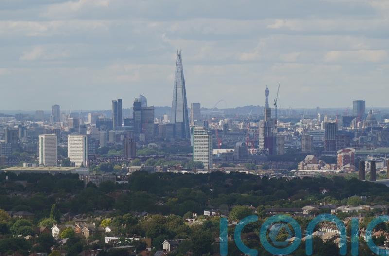 London jumps into top 10 in global &lsquo;most expensive cities&rsquo; list