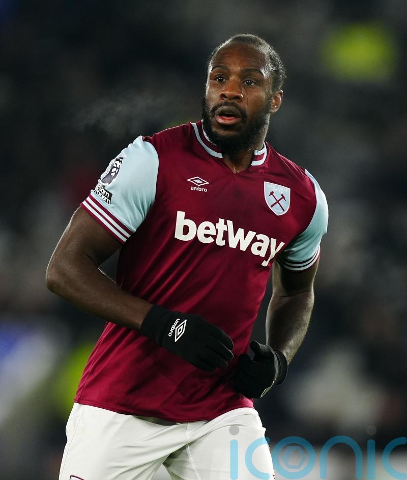 West Ham’s Michail Antonio has surgery on lower-limb fracture after car crash
