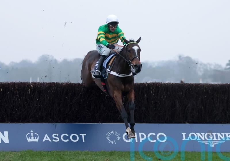 Jonbon dominates in Clarence House Chase
