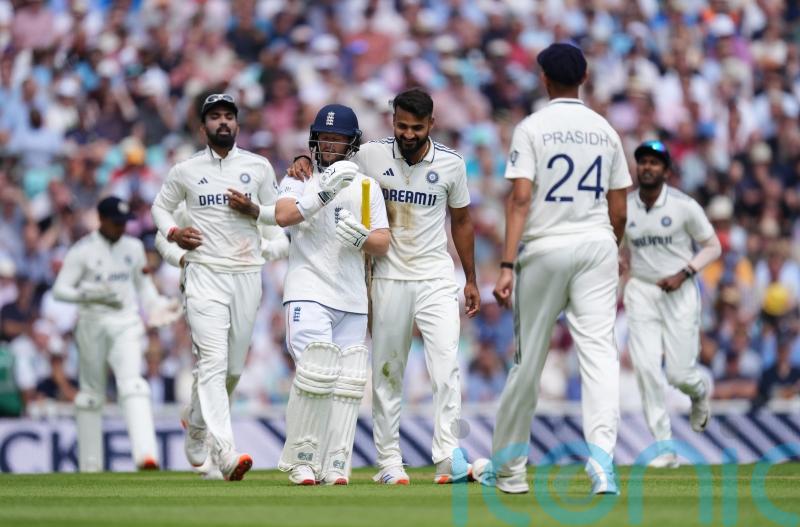 Tempers flare as England and India battle for control of fifth Test