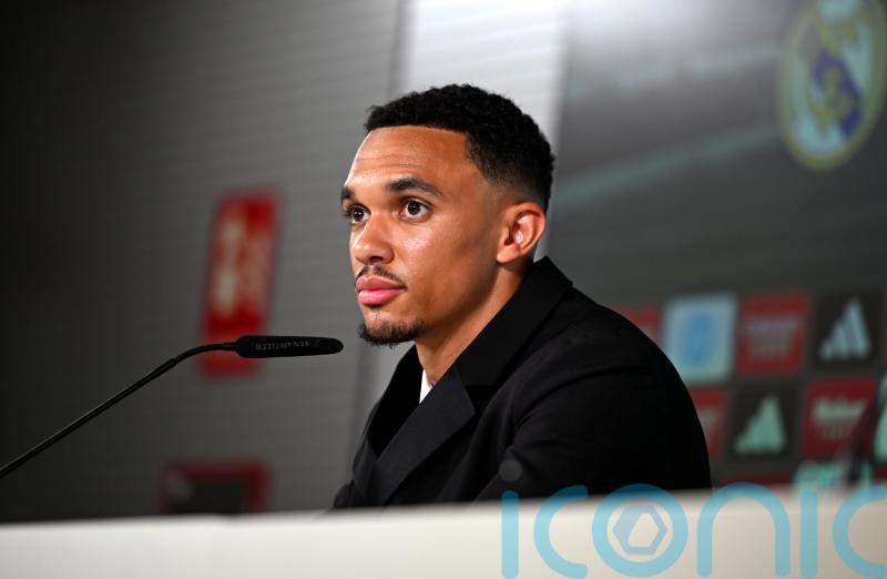 Trent Alexander-Arnold suffers hamstring injury in Real Madrid&rsquo;s CL opener