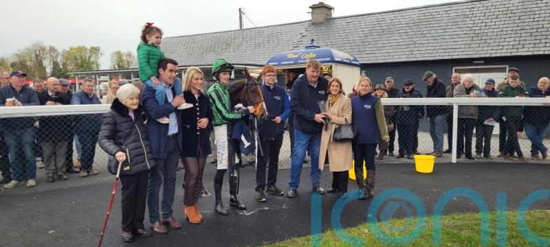 Hanlon favouring Charlie Hall test for Hewick